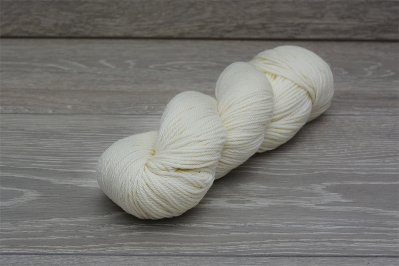 DK Superwash Extrafine (19.5 micron) Merino Wool Yarn 1 x 100gm hank