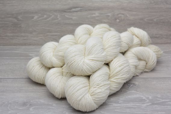 4ply Sock Weight 100% Baby Alpaca Yarn 5 x 100gm Pack  