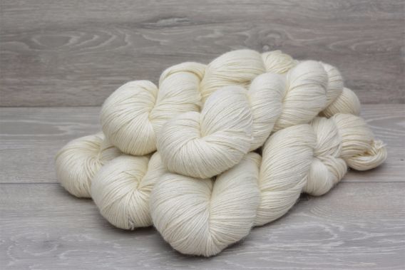 Fingering Weight 50% Baby Yak 50% Silk Yarn 5 x 50gm Pack