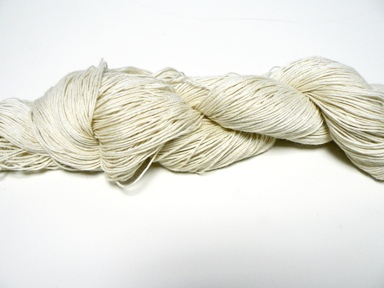 Fingering  weight 70% Baby Alpaca 30% Muberry Silk 5 x 3.5oz hanks 