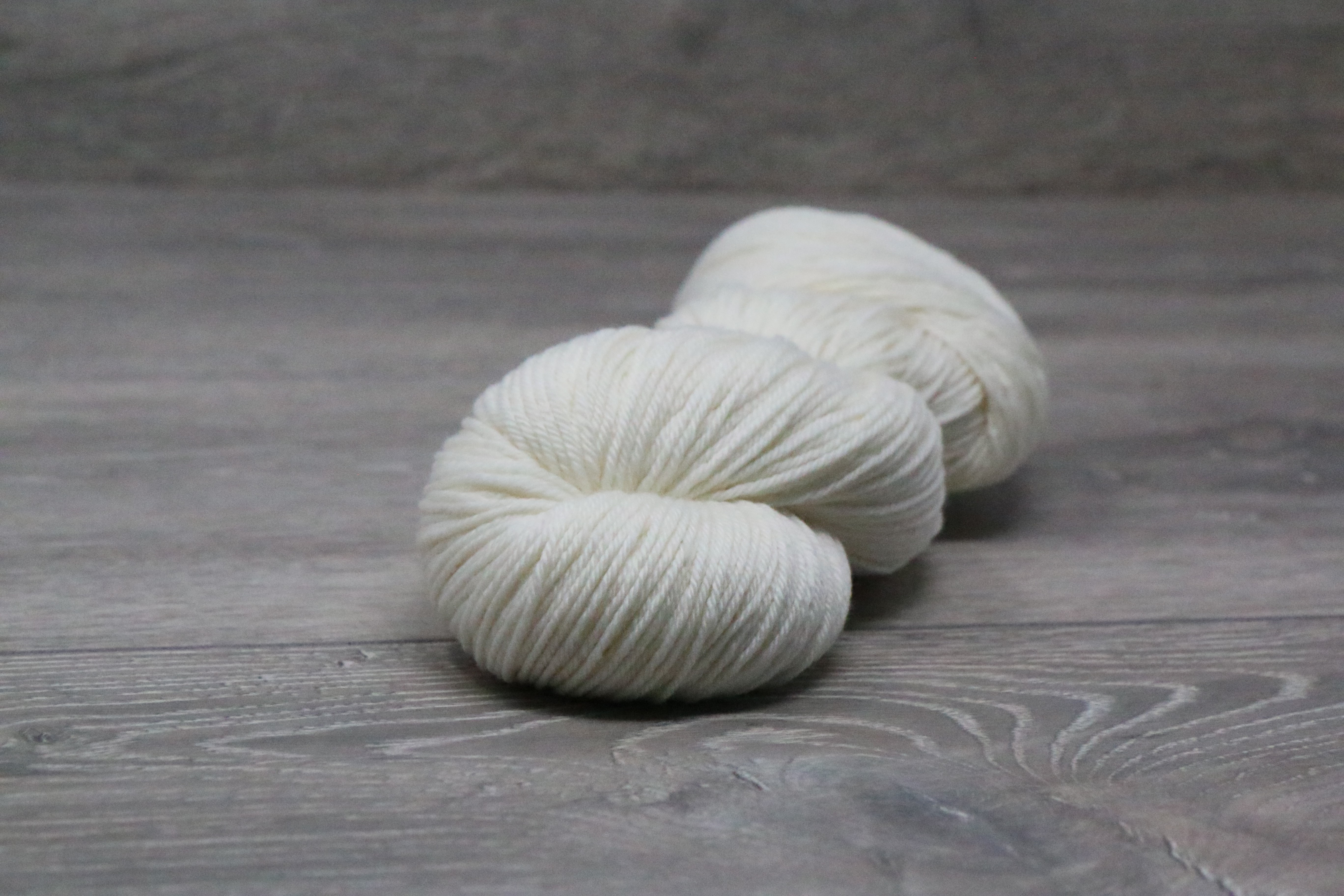 Sock Weight 100% Mulberry Silk Yarn 100gm hank