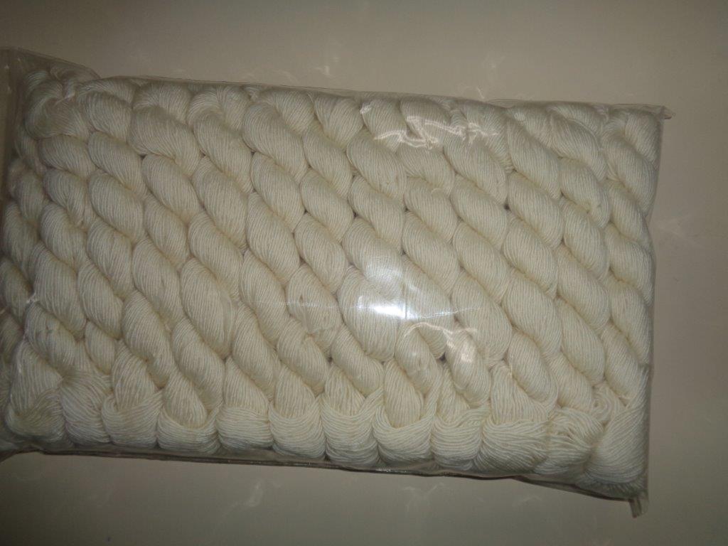  Fingering Weight Singles Yarn MINIS. 100% Superwash Merino Wool Yarn. 25 x 20g Pack.