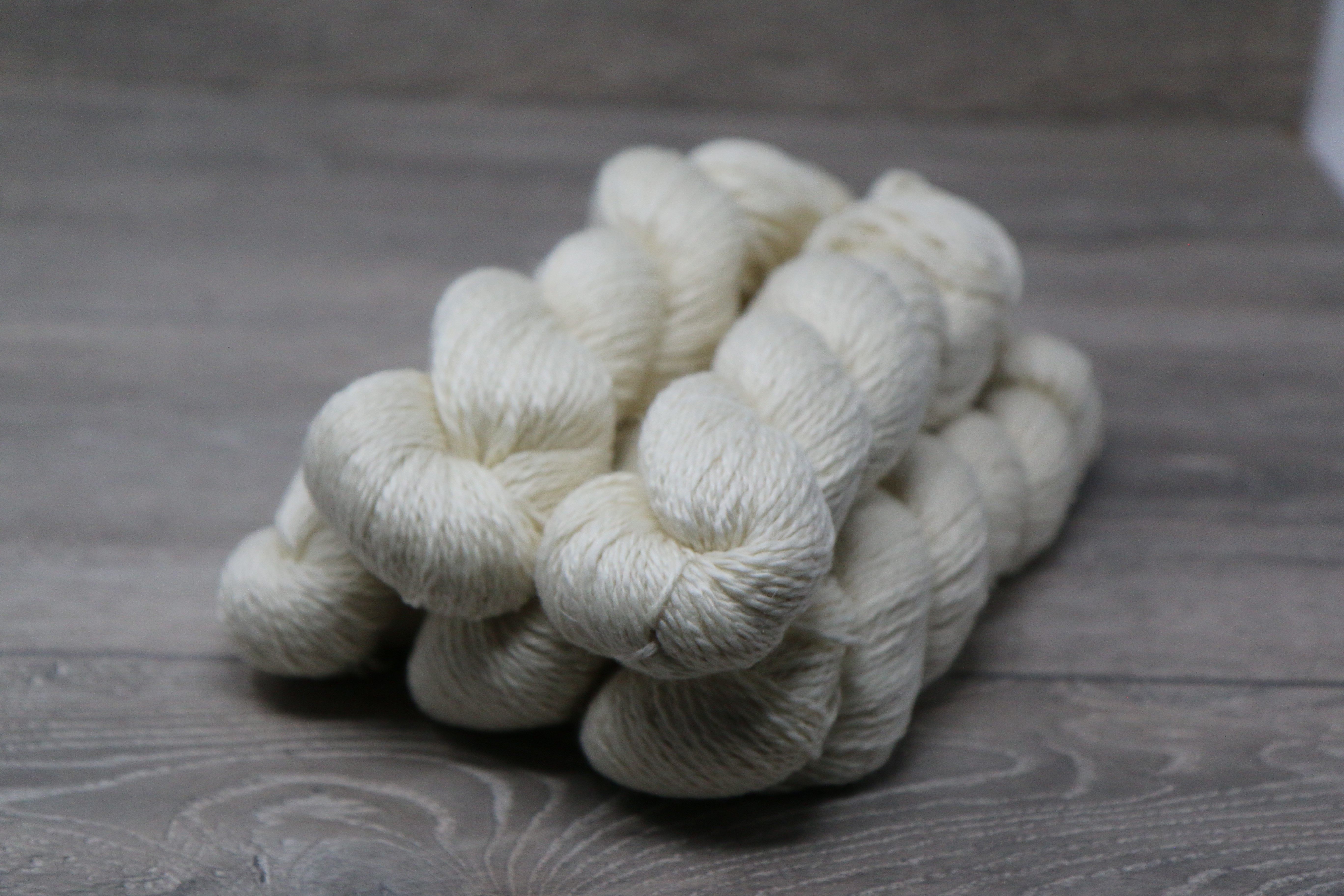 Aran/Worsted Weight 90% SW Merino 10% Linen 5 x 100g PACK