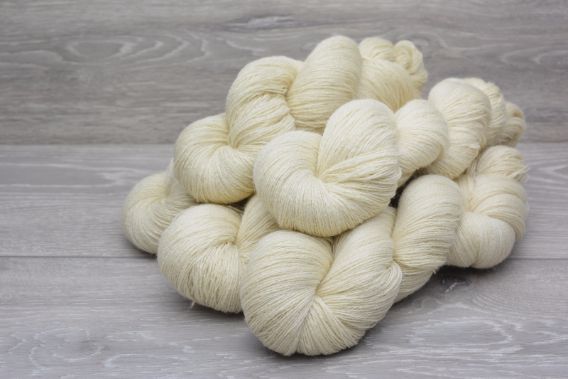 Lace Weight 100% Superwash Bluefaced Leicester Wool Yarn 5 x 100gm Pack