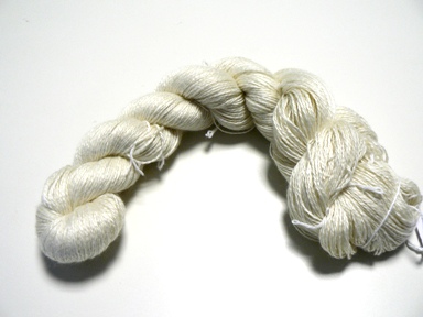 Lace weight Worsted Spun 70% Cashmere 30% Silk 1.7oz hank 