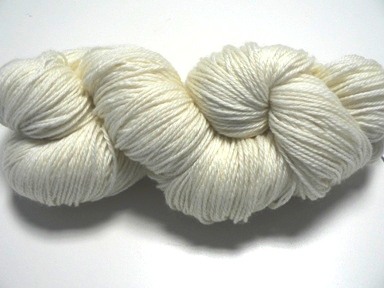 Sock Weight 80% Superwash Ultrafine Merino Wool 10% Cashmere 10% Nylon 5 x 3.5oz hanks