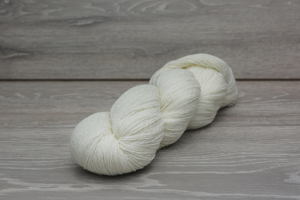 Fingering Weight STARDUST sock 75% Superwash Extrafine Merino 20% Nylon 5% Lurex 100gm Hank